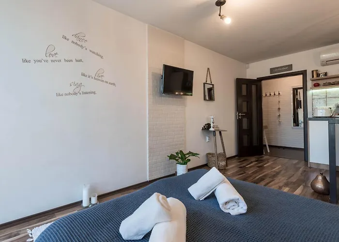 студио в близост до община Appartement